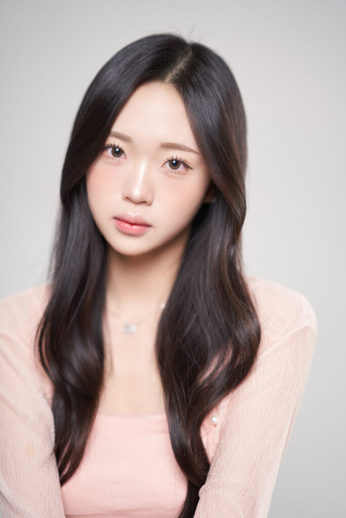 강남역에서 촬영한 자연스러운 프로필사진 촬영 예시