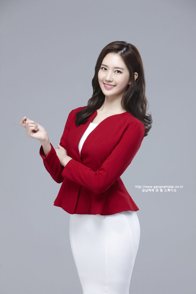 강남역에서 촬영한 자연스러운 프로필사진 촬영 예시7