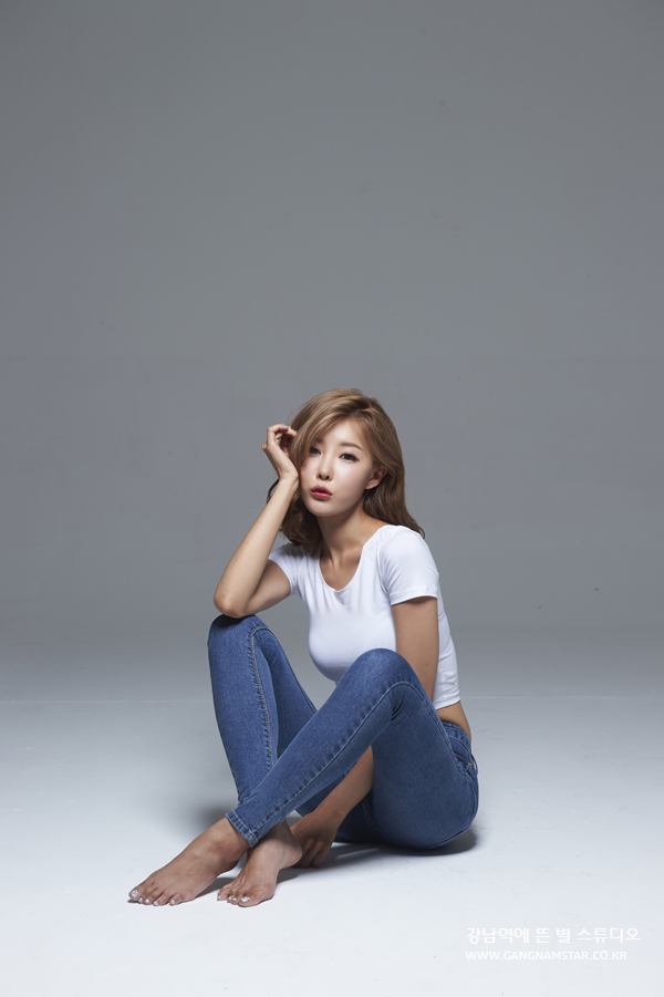 강남역에서 촬영한 자연스러운 프로필사진 촬영 예시14