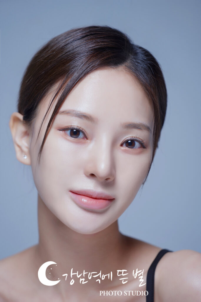 강남역에서 촬영한 자연스러운 프로필사진 촬영 예시18